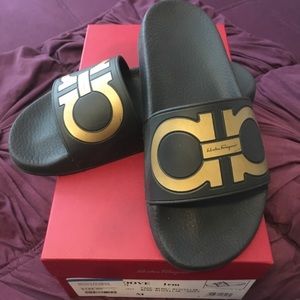 Salvatore Ferragamo Shoes - Salvatore Ferragamo Logo Slides Salvatore Ferragamo Shoes - Salvatore Ferragamo Logo Slides